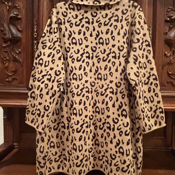 NWT” WOW!!!- KASPER ANIMAL PRINT SWEATER COAT- BRAND NEE!! - Picture 5 of 13